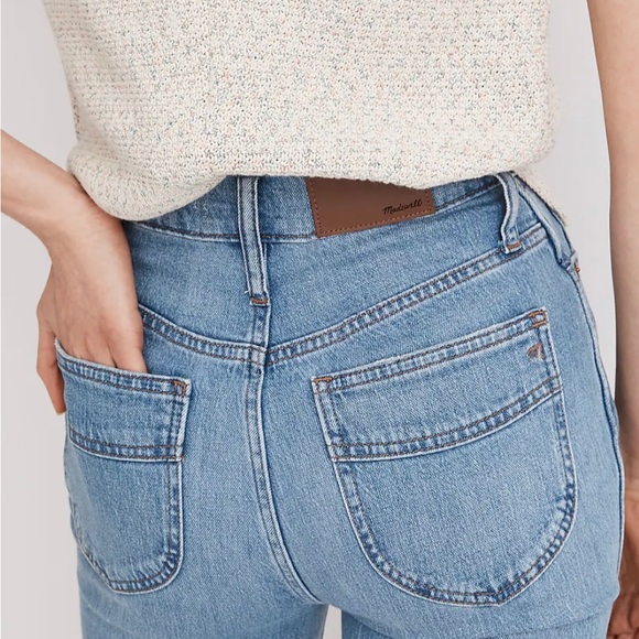 NWT Madewell 11" High-Rise Flare Jeans in Conwell Wash - Picture 4 of 8